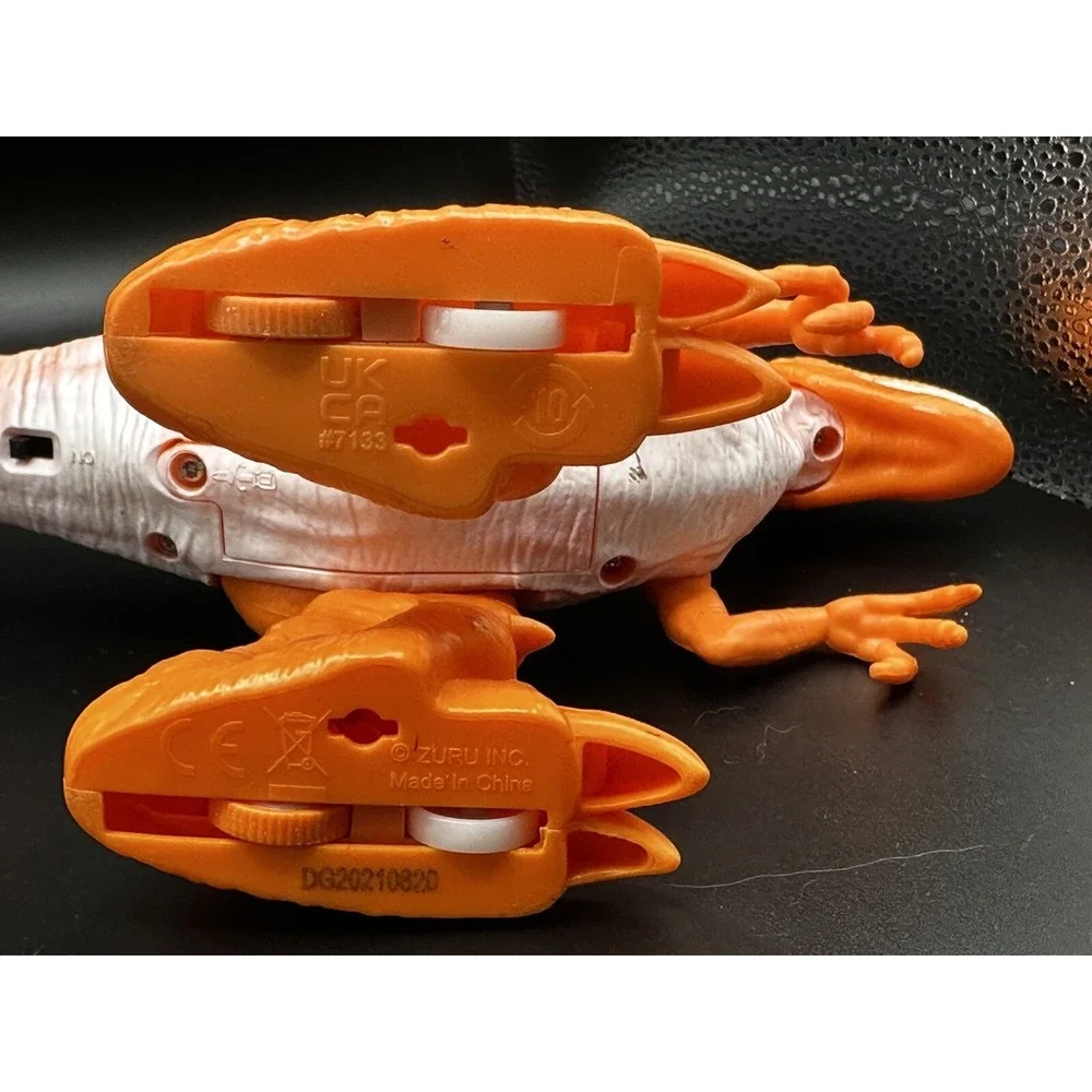 Zuru‎ Robo Alive Dino Wars Attacking Velociraptor Orange Walks Lights Up Chomps